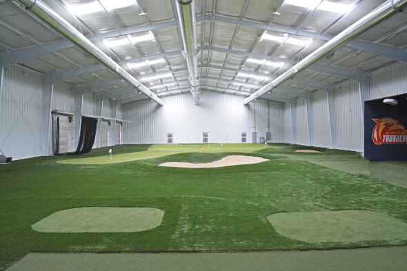 Huntsville indoor putting facility with tee boxes